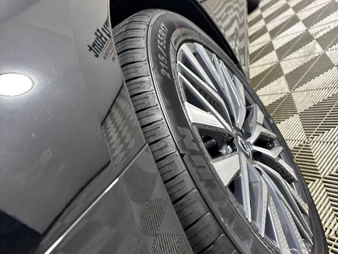Used 2025 Nissan Altima 2.5 SV FWD image 32
