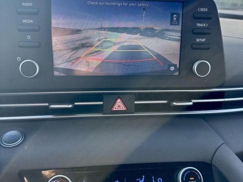 Used 2023 Hyundai Elantra SEL image 20