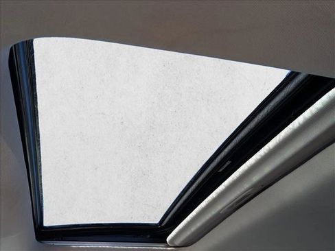 Used 2016 Nissan Altima 2.5 SL w/ 2.5 Technology w/LED Package image 16