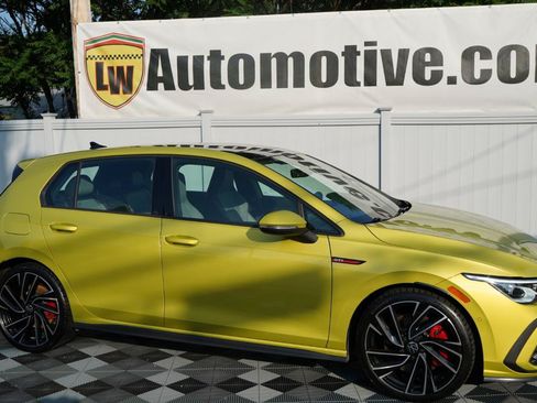 Used 2022 Volkswagen GTI Autobahn FWD image 3