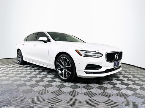Used 2019 Volvo S90 T5 Momentum image 8