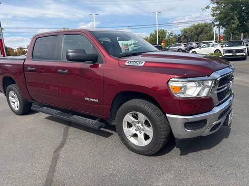 Used 2022 RAM 1500 Tradesman w/ SXT Appearance Group AWD/4WD image 3