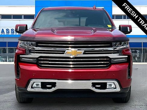 Used 2020 Chevrolet Silverado 1500 High Country w/ Technology Package AWD/4WD image 19