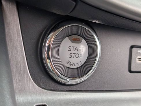 Used 2024 Nissan Murano SV FWD image 18