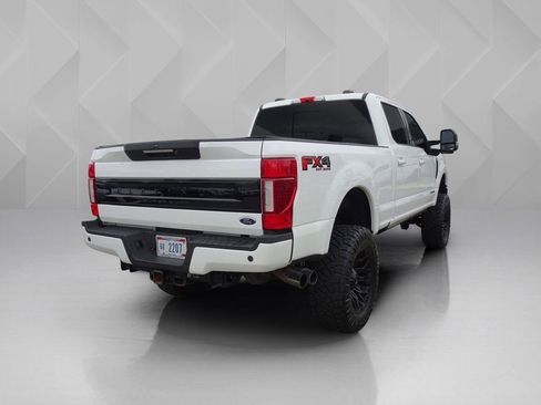 Used 2022 Ford F350 Platinum AWD/4WD image 5