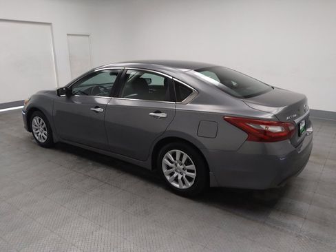 Used 2018 Nissan Altima 2.5 S w/ S Convenience Package image 3