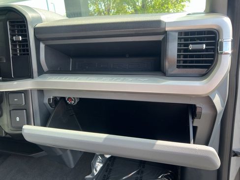 New 2026 Ford F250 XL w/ STX Appearance Package AWD/4WD image 11