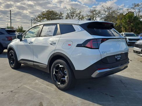New 2026 Kia Sportage EX image 6