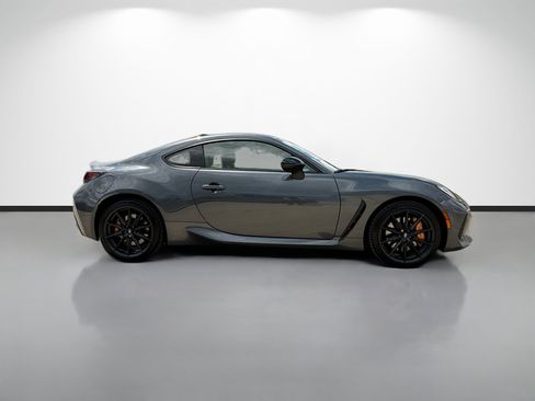 Used 2025 Subaru BRZ tS w/ Popular Package 2 RWD image 2