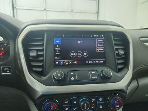 Used 2020 GMC Acadia SLT w/ Premium Package FWD image 26