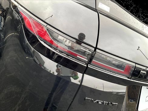 New 2026 Land Rover Range Rover Evoque S image 25