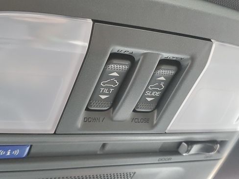 Used 2025 Subaru Crosstrek 2.5i Sport image 29