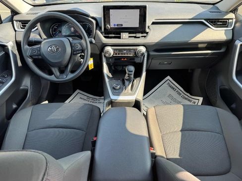 Certified 2025 Toyota RAV4 LE AWD/4WD image 15