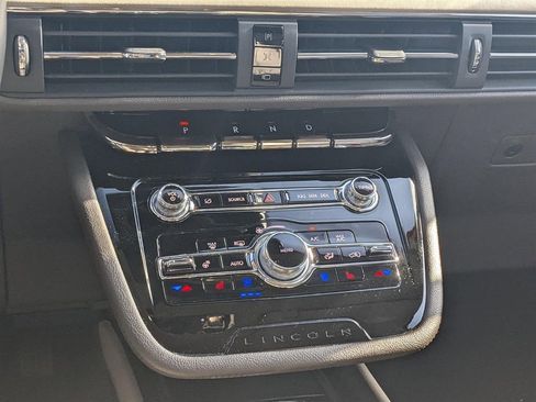 Certified 2021 Lincoln Corsair Reserve w/ Elements Package image 17