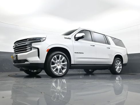 Used 2024 Chevrolet Suburban High Country AWD/4WD image 22