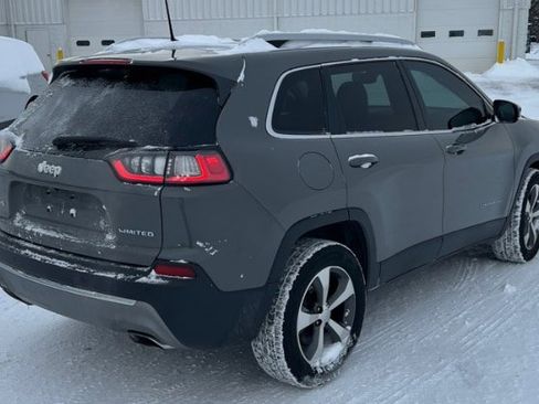 Used 2019 Jeep Cherokee Limited image 8
