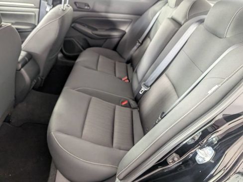 Used 2025 Nissan Altima 2.5 SV FWD image 26