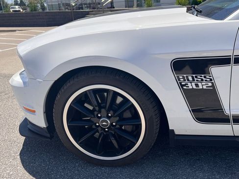 Used 2012 Ford Mustang Boss 302 w/ Boss 302 Accessory Pkg RWD image 24