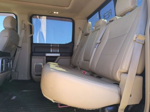 Used 2015 Ford F150 Lariat w/ Equipment Group 502A Luxury image 13