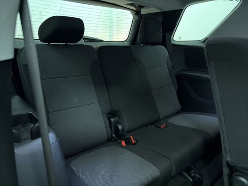 Used 2020 Chevrolet Traverse LS w/ LPO, Floor Liner Package image 29