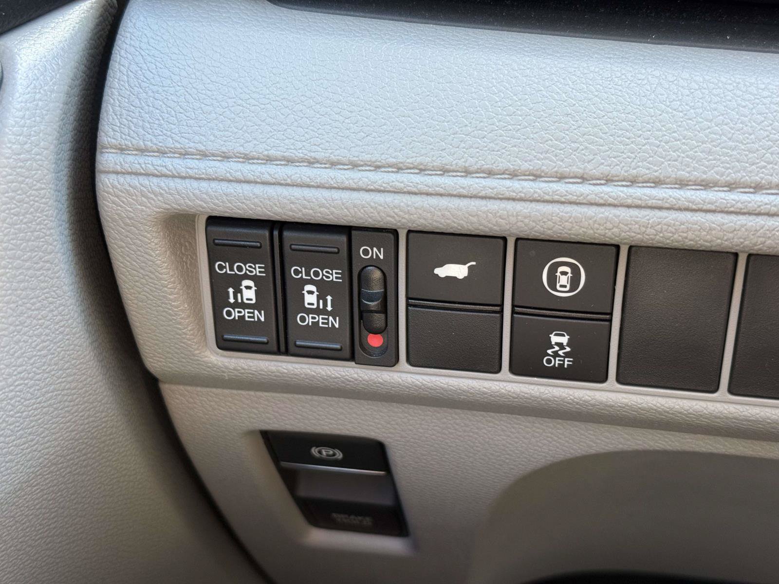 Certified 2024 Honda Odyssey EX-L image 24