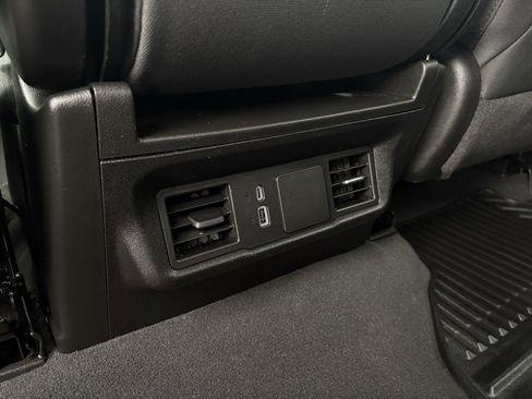 Used 2024 Chevrolet Silverado 1500 Custom Trail Boss image 26