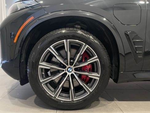 Used 2026 BMW X5 xDrive50e w/ M Sport Package AWD/4WD image 7