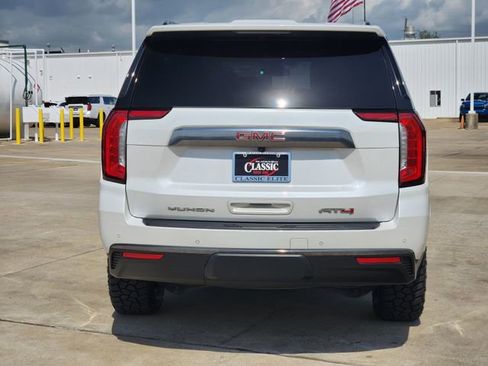 Used 2021 GMC Yukon AT4 w/ Rear Media and Nav Package AWD/4WD image 6