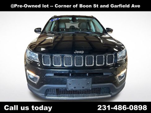 Used 2019 Jeep Compass Limited w/ Safety & Security Group AWD/4WD image 8