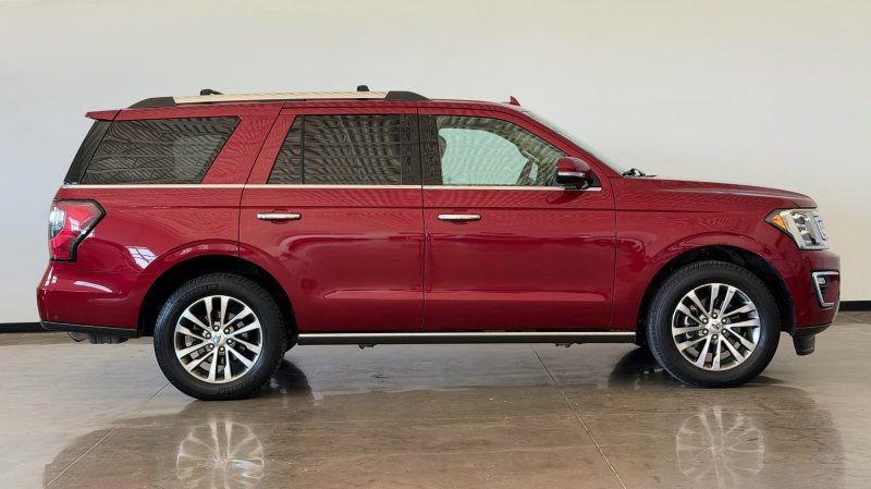 Used 2018 Ford Expedition Limited w/ Equipment Group 301A RWD image 8
