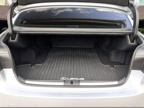 Certified 2024 Lexus LS 500 RWD image 22