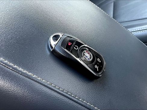 Used 2021 Buick Enclave Premium w/ Sun and Sites Package FWD image 36