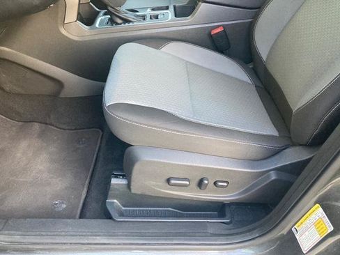 Used 2017 Ford Escape SE AWD/4WD image 15