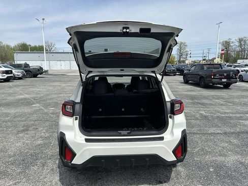 Used 2024 Subaru Crosstrek 2.0i Premium AWD/4WD image 21