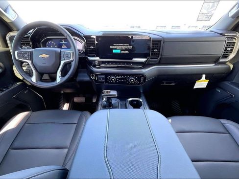 New 2024 Chevrolet Silverado 1500 LTZ w/ LTZ Premium Texas Edition AWD/4WD image 4