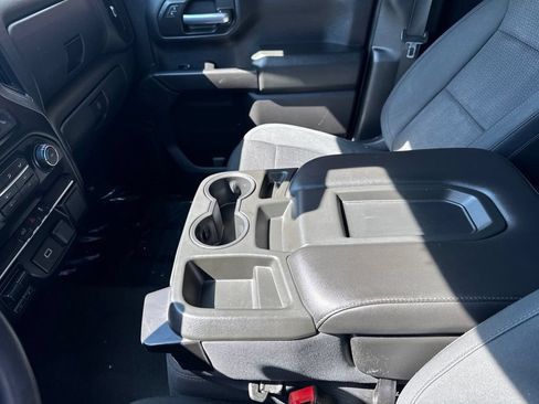 Used 2020 Chevrolet Silverado 1500 Custom w/ Custom Value Package AWD/4WD image 20