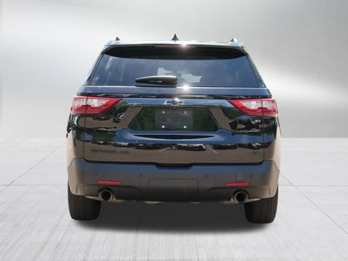Used 2019 Chevrolet Traverse LT w/ LPO, Blackout Package AWD/4WD image 6