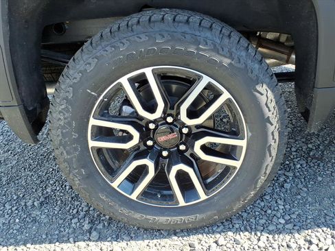 New 2026 GMC Sierra 1500 AT4 w/ AT4 Premium Package image 7