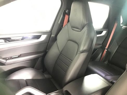 Certified 2024 Porsche Cayenne S AWD/4WD image 21