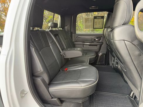 Used 2024 RAM 2500 Limited AWD/4WD image 37