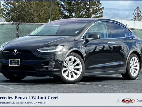Used 2018 Tesla Model X 100D image 1