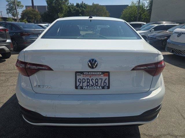 Certified 2024 Volkswagen Jetta Sport FWD image 4