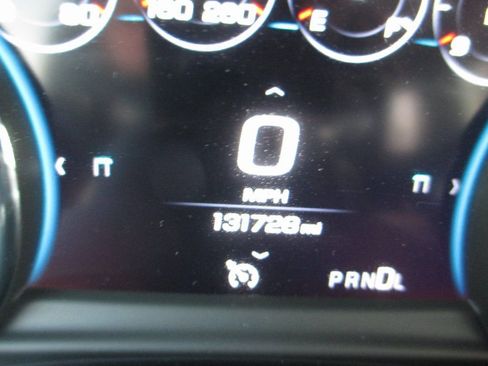 Used 2019 GMC Yukon XL Denali image 32