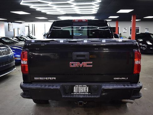 Used 2015 GMC Sierra 1500 Denali w/ Driver Alert Package AWD/4WD image 6