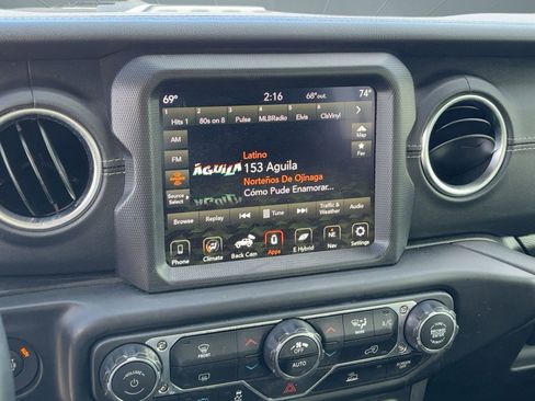 Certified 2022 Jeep Wrangler Unlimited Sahara image 22