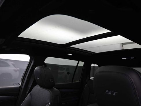 New 2026 Buick Enclave Sport Touring w/ Power Package image 22