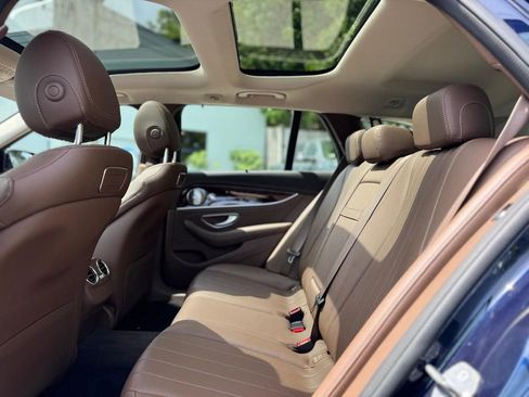 Used 2018 Mercedes-Benz E 400 4MATIC Wagon w/ Premium 2 Package (Q02) image 22