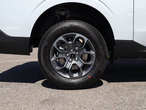 New 2026 Ford Maverick XLT w/ XLT Luxury Package FWD image 12