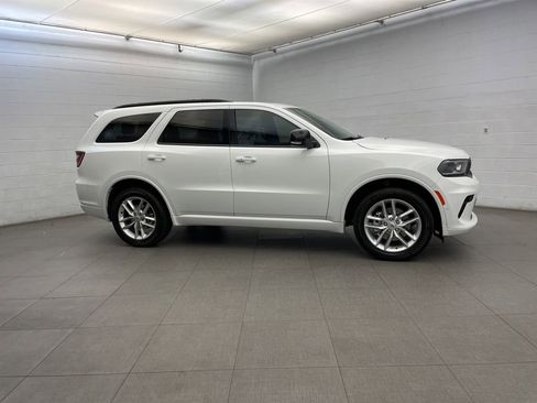 New 2026 Dodge Durango GT image 2