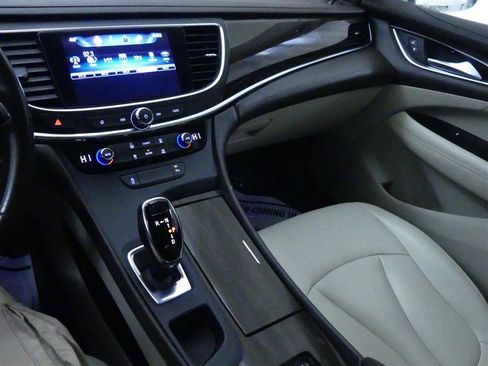 Used 2017 Buick LaCrosse Preferred image 14